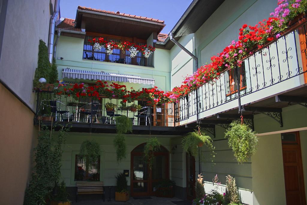 Boutique Penzion Slovenska - Penzion Bella Sicilia Prešov المظهر الخارجي الصورة